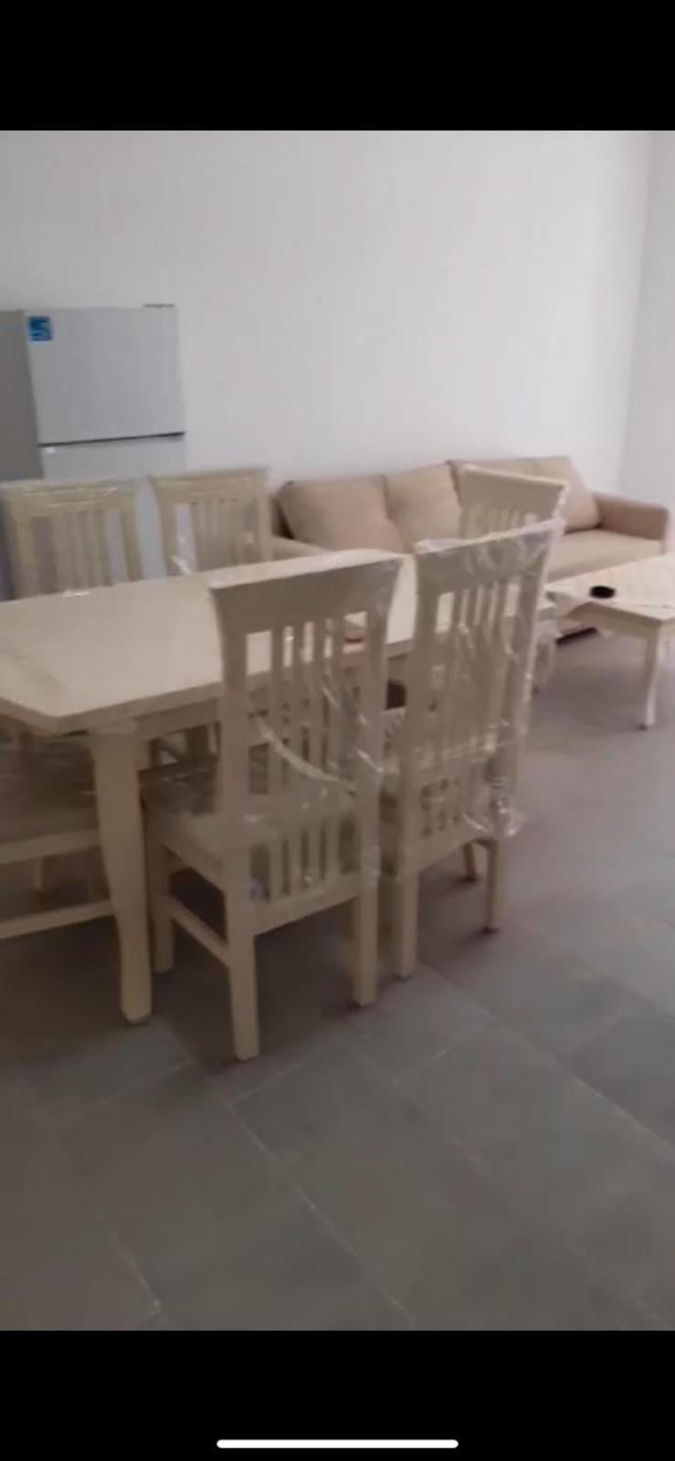 Al Secondo Piano A Qerret Kavaje Albania *